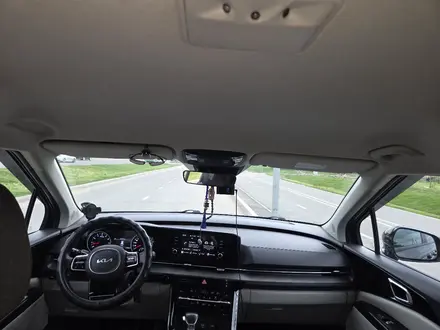 Kia Carnival 2023 года за 18 500 000 тг. в Алматы – фото 14