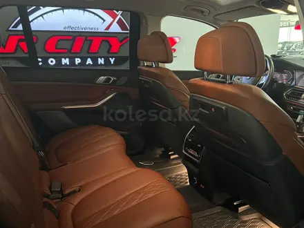 BMW X7 2020 года за 42 700 000 тг. в Астана – фото 21