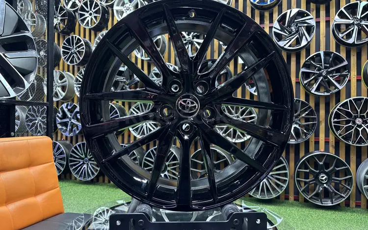 Диски Toyota Camry R-19*5*114.3 в наличии Astana за 321 000 тг. в Астана