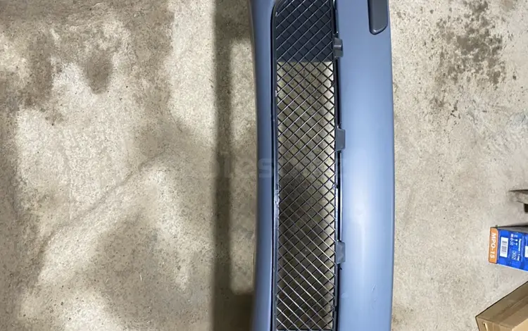 Передний бампер — BMW E39 1995-2000 за 34 000 тг. в Алматы