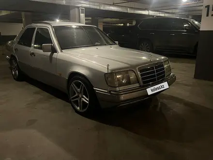 Mercedes-Benz E 320 1994 года за 3 700 000 тг. в Алматы – фото 11