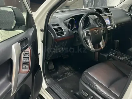 Toyota Land Cruiser Prado 2017 года за 23 500 000 тг. в Астана – фото 7