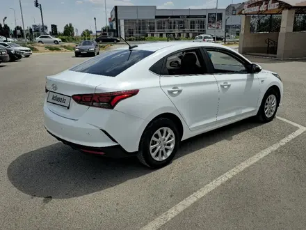 Hyundai Accent 2020 года за 7 900 000 тг. в Актобе – фото 4