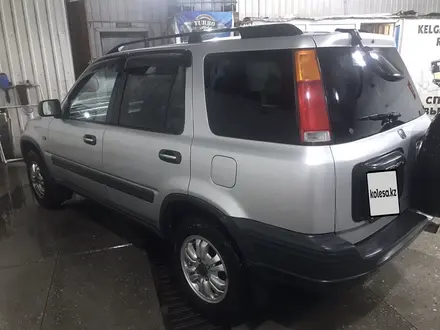 Honda CR-V 1996 года за 3 800 000 тг. в Павлодар – фото 2