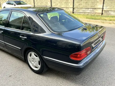 Mercedes-Benz E 320 1998 года за 3 700 000 тг. в Алматы – фото 15