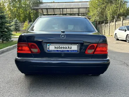 Mercedes-Benz E 320 1998 года за 3 700 000 тг. в Алматы – фото 17