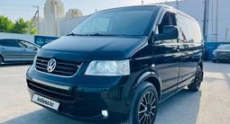 Volkswagen Caravelle 2008 года за 7 600 000 тг. в Алматы – фото 2