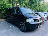 Volkswagen Caravelle 2008 года за 7 600 000 тг. в Алматы – фото 3