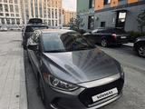 Hyundai Elantra 2017 годаүшін5 800 000 тг. в Астана