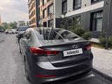 Hyundai Elantra 2017 годаүшін5 800 000 тг. в Астана – фото 3