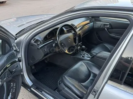 Mercedes-Benz S 320 1998 года за 6 000 000 тг. в Астана – фото 15