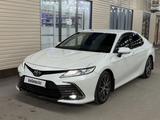Toyota Camry 2021 годаүшін18 200 000 тг. в Шымкент – фото 2