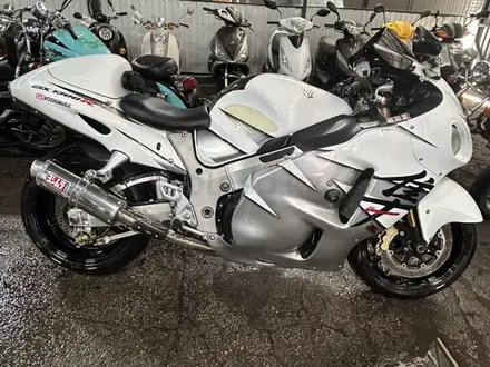 Suzuki  GSX 1300 R Hayabusa 2005 года за 3 700 000 тг. в Алматы – фото 2