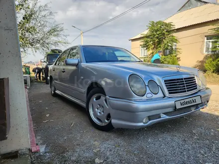 Mercedes-Benz E 280 1999 года за 3 500 000 тг. в Шымкент