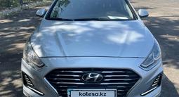 Hyundai Sonata 2019 года за 6 217 000 тг. в Алматы – фото 2