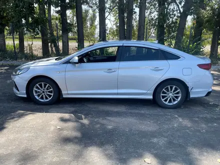 Hyundai Sonata 2019 года за 6 217 000 тг. в Алматы – фото 8