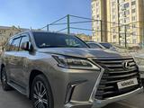 Lexus LX 570 2018 года за 50 000 000 тг. в Актау