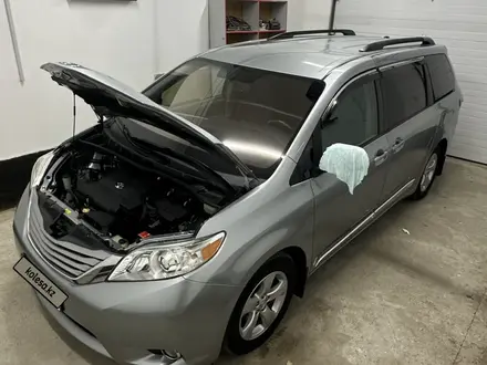 Toyota Sienna 2016 года за 14 200 000 тг. в Кызылорда – фото 2
