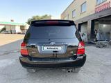 Toyota Highlander 2003 года за 6 300 000 тг. в Алматы – фото 2