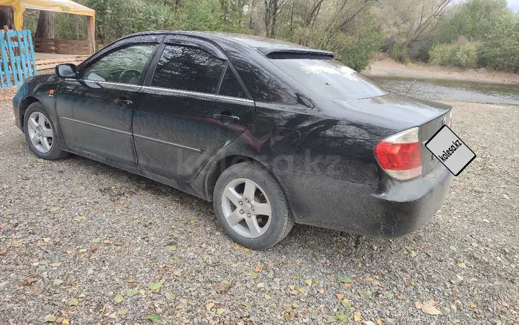 Toyota Camry 2004 годаүшін3 800 000 тг. в Актобе