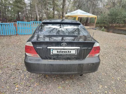 Toyota Camry 2004 года за 3 800 000 тг. в Актобе – фото 6