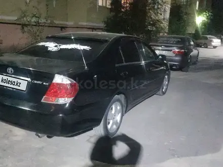 Toyota Camry 2004 года за 3 800 000 тг. в Актобе – фото 9