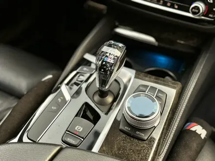 BMW 540 2019 года за 20 700 000 тг. в Алматы – фото 11