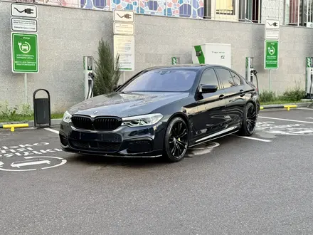 BMW 540 2019 года за 20 700 000 тг. в Алматы