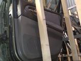 Обшивка дверей в комплекте на Nissan A33үшін40 000 тг. в Алматы