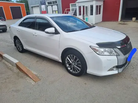 Toyota Camry 2014 года за 9 300 000 тг. в Костанай – фото 2