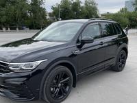 Volkswagen Tiguan 2021 года за 18 000 000 тг. в Атырау