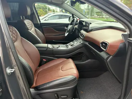 Hyundai Santa Fe 2021 года за 14 750 000 тг. в Кокшетау – фото 15