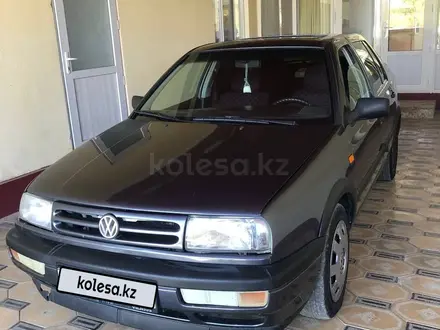 Volkswagen Vento 1993 года за 1 500 000 тг. в Шымкент – фото 2