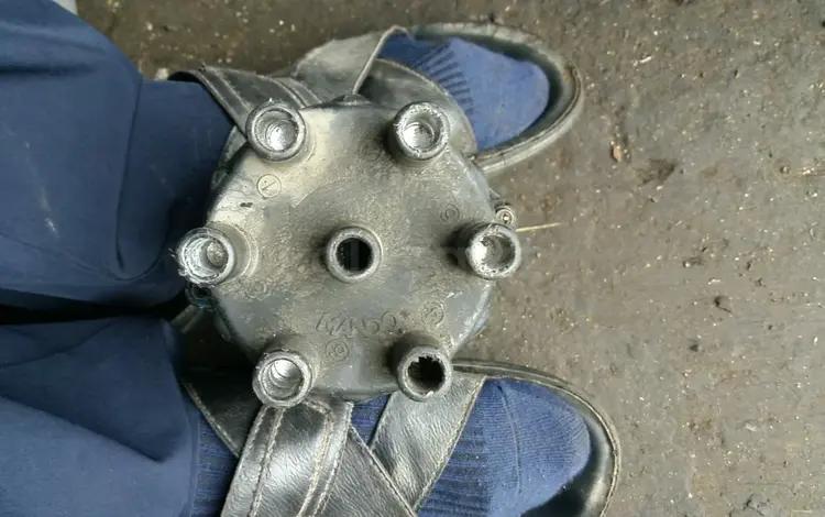 Трамблер на 3л 6G72 12 клапанный паджеро 2 за 25 000 тг. в Алматы