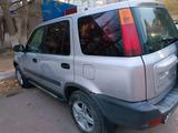 Honda CR-V 2001 года за 3 500 000 тг. в Актобе – фото 3