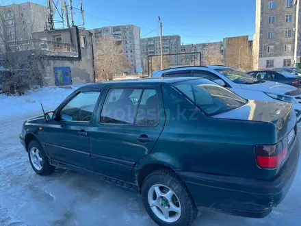 Volkswagen Vento 1996 года за 950 000 тг. в Караганда – фото 10