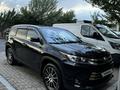 Toyota Highlander 2019 годаfor22 000 000 тг. в Алматы