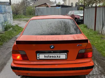 BMW 328 1995 года за 1 600 000 тг. в Алматы – фото 3