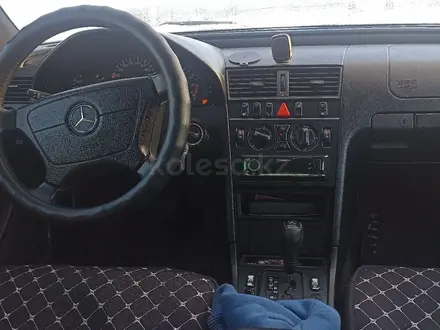 Mercedes-Benz C 280 2000 года за 3 200 000 тг. в Каскелен – фото 2