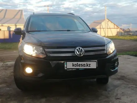 Volkswagen Tiguan 2015 года за 9 300 000 тг. в Уральск – фото 9