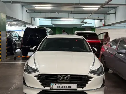 Hyundai Sonata 2022 года за 9 600 000 тг. в Астана – фото 3
