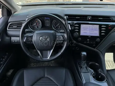 Toyota Camry 2020 года за 13 200 000 тг. в Шымкент – фото 6