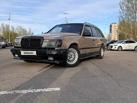 Mercedes-Benz E 230 1988 годаүшін1 400 000 тг. в Астана