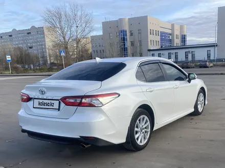 Toyota Camry 2021 года за 15 500 000 тг. в Павлодар – фото 3