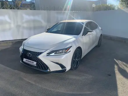 Lexus ES 250 2022 года за 25 000 000 тг. в Костанай – фото 3