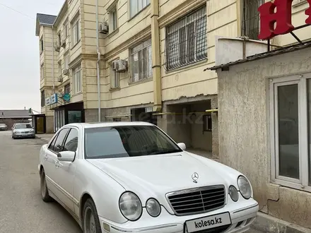 Mercedes-Benz E 320 2000 года за 6 300 000 тг. в Актау – фото 11