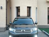 Toyota Highlander 2011 годаүшін9 000 000 тг. в Актау