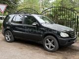 Mercedes-Benz ML 320 2002 годаүшін3 100 000 тг. в Семей – фото 5