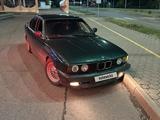 BMW 525 1991 года за 1 800 000 тг. в Астана – фото 2