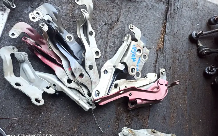 Шарнир капота, кранштейн капота за 12 000 тг. в Алматы